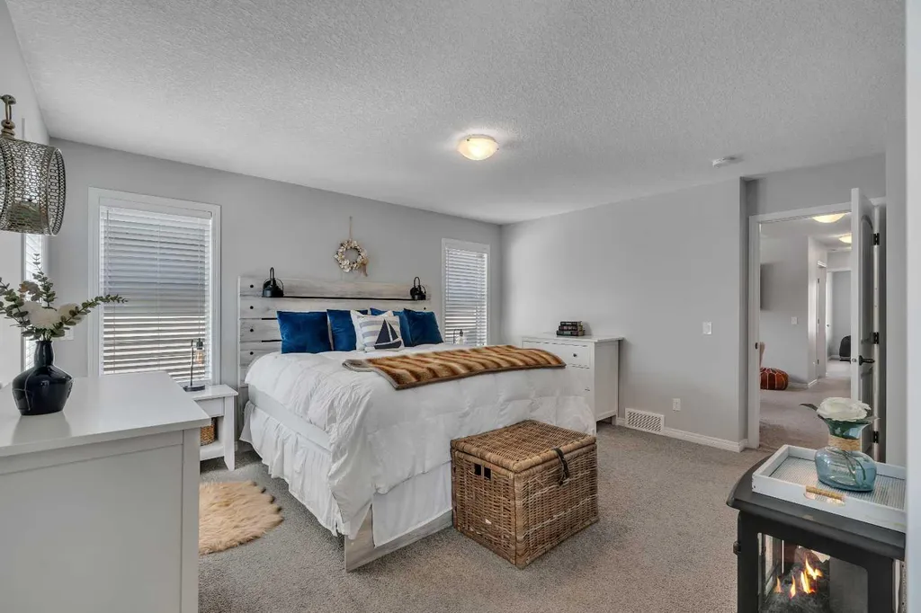 203 Bayview Circle SW Airdrie AB T4B 5A7
