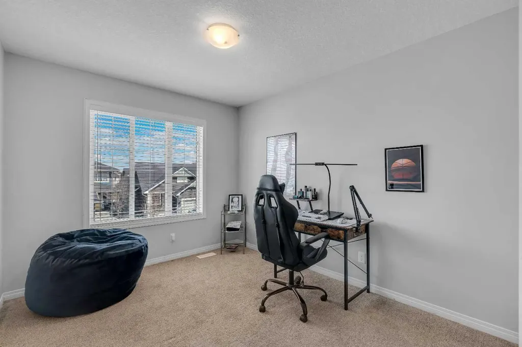 203 Bayview Circle SW Airdrie AB T4B 5A7