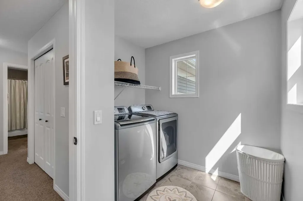 203 Bayview Circle SW Airdrie AB T4B 5A7