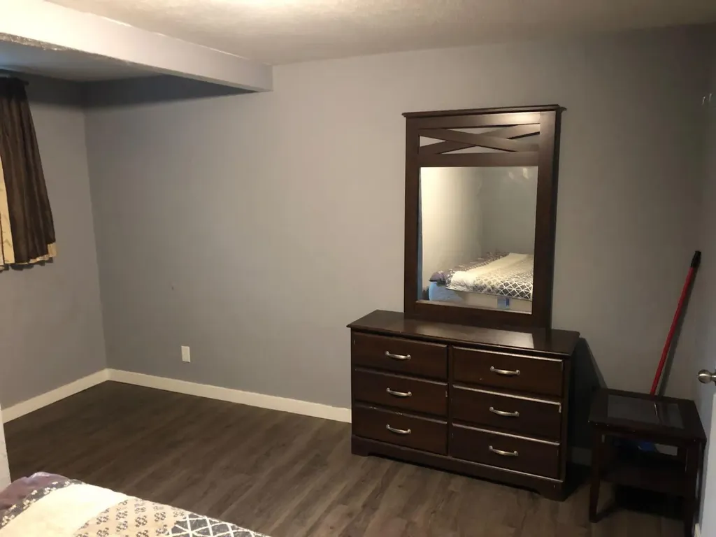 9856 104 Avenue Grande Prairie AB T8V 1E4