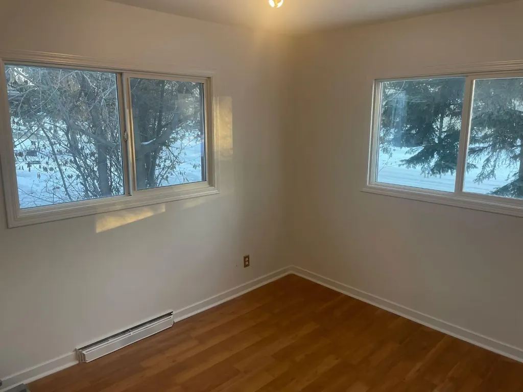 9856 104 Avenue Grande Prairie AB T8V 1E4
