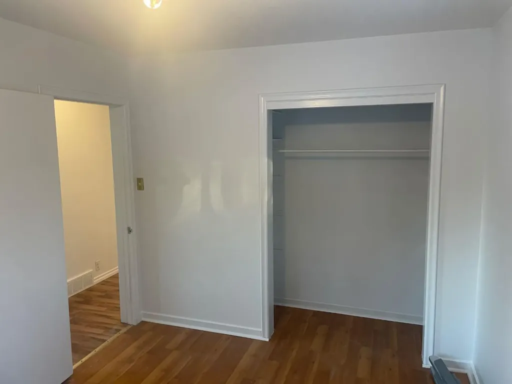9856 104 Avenue Grande Prairie AB T8V 1E4
