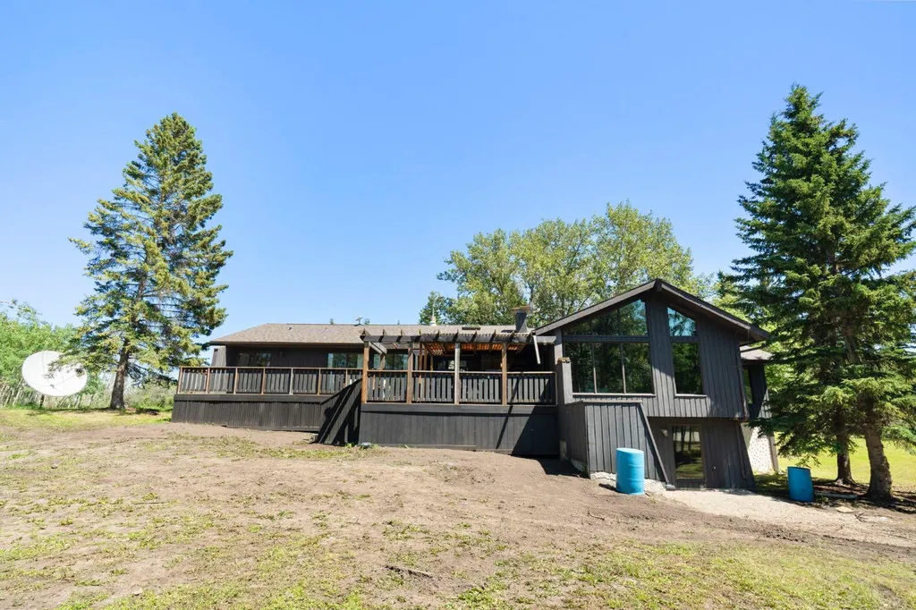 24020 Aspen Drive Rural Rocky View County AB T3R 1A5