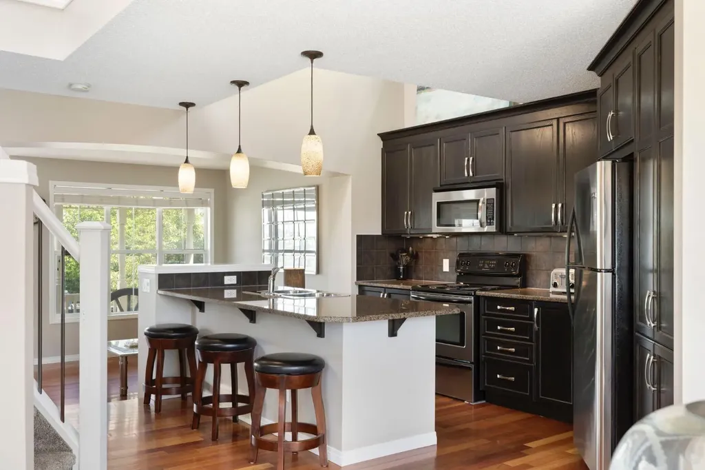 74 Auburn Bay Gardens SE Calgary AB T3M0K5