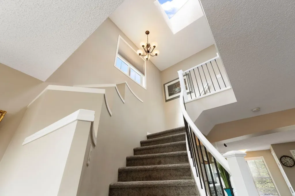 74 Auburn Bay Gardens SE Calgary AB T3M0K5