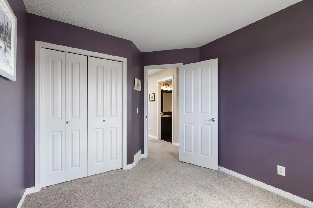 74 Auburn Bay Gardens SE Calgary AB T3M0K5