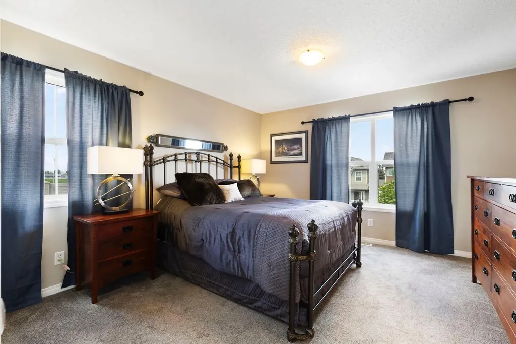 74 Auburn Bay Gardens SE Calgary AB T3M0K5