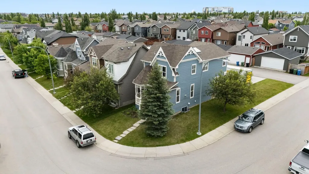 74 Auburn Bay Gardens SE Calgary AB T3M0K5