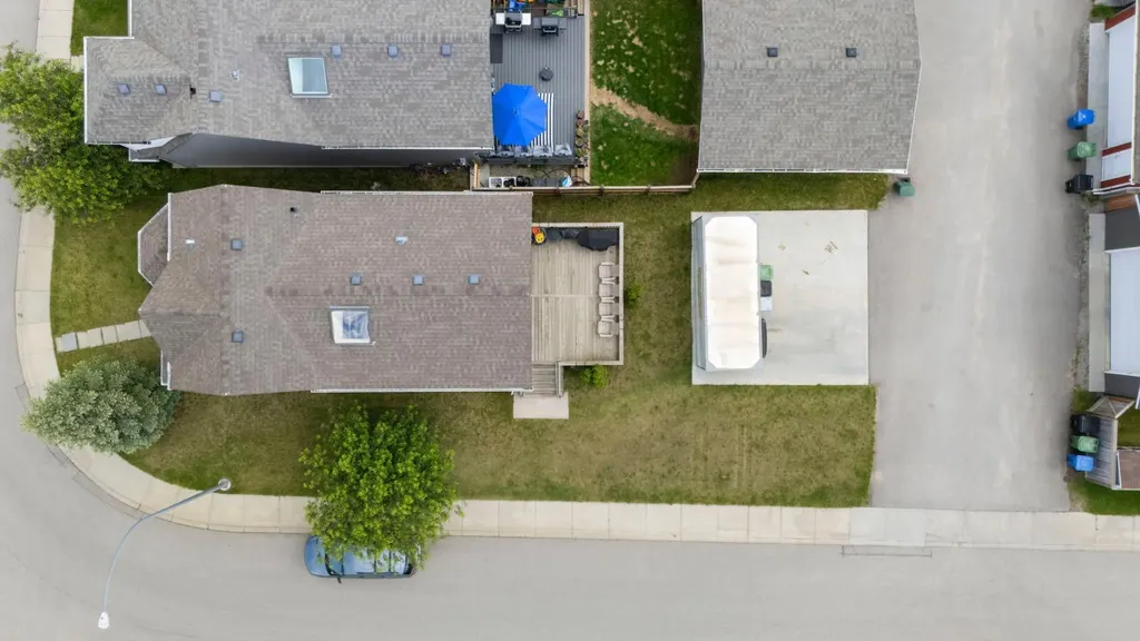 74 Auburn Bay Gardens SE Calgary AB T3M0K5