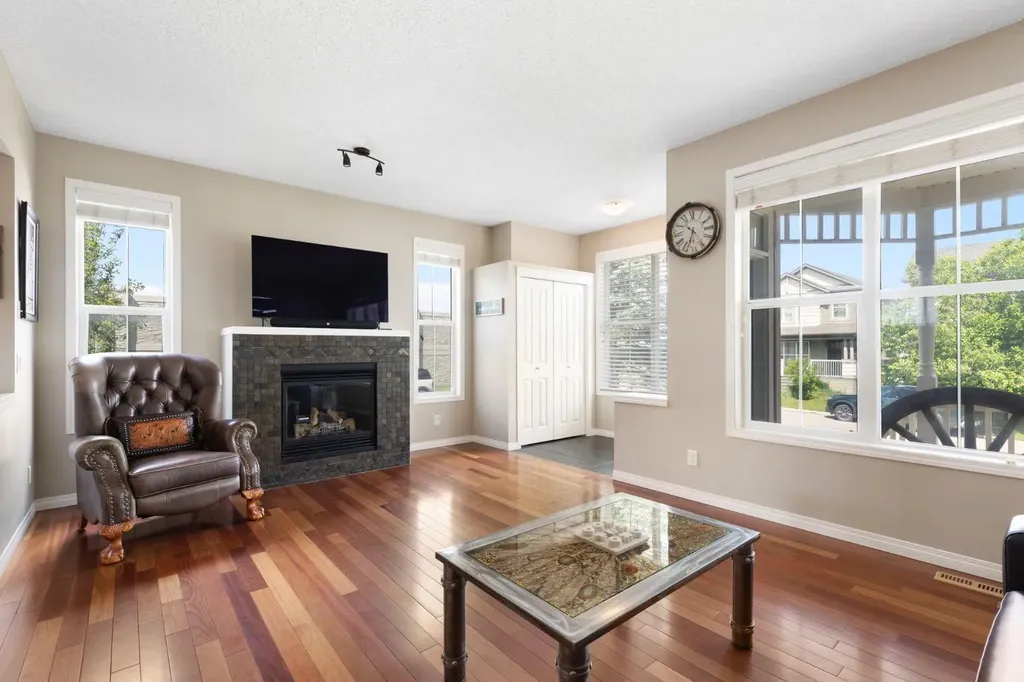74 Auburn Bay Gardens SE Calgary AB T3M0K5