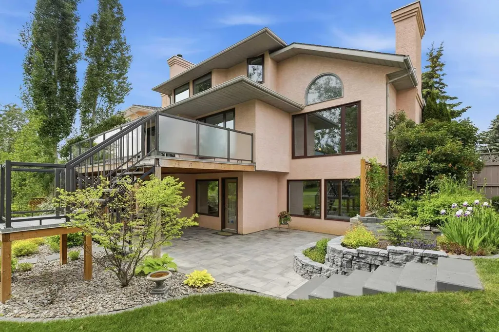 828 Douglas Woods Place SE Calgary AB t2z 2e9