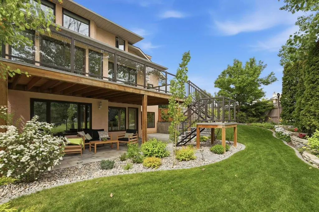 828 Douglas Woods Place SE Calgary AB t2z 2e9