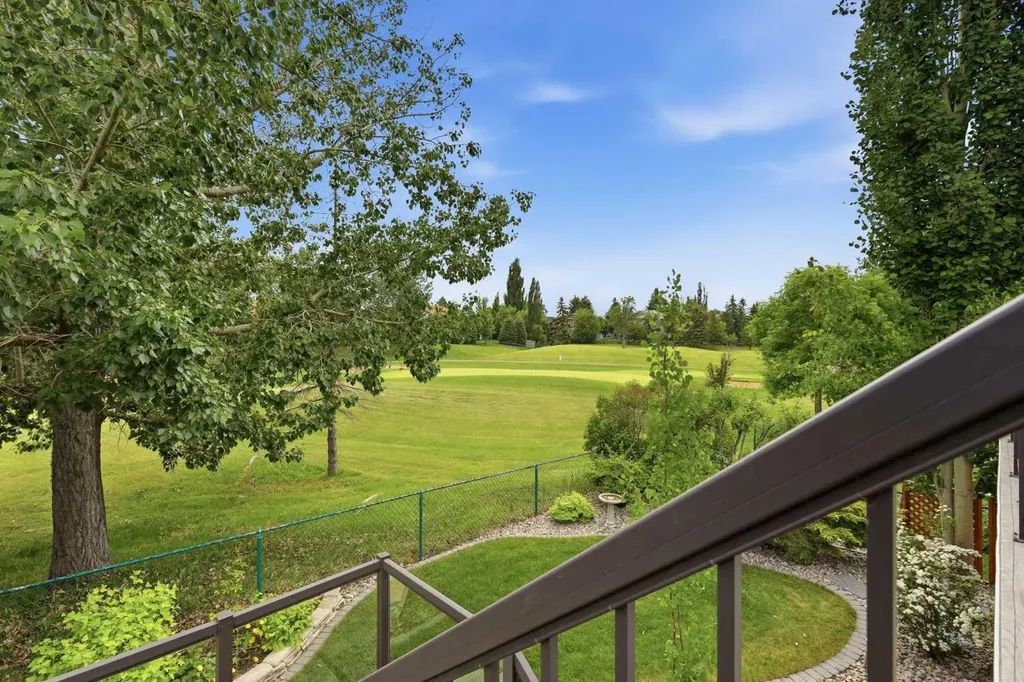828 Douglas Woods Place SE Calgary AB t2z 2e9