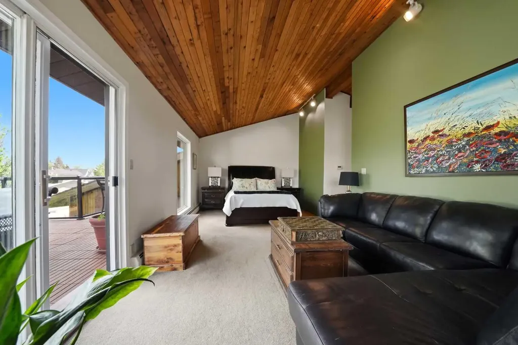 227 Piper Drive Red Deer AB T4P 1L5