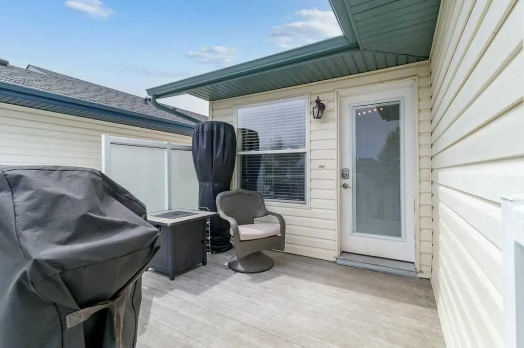 58 Drummond Close Red Deer AB T4R 3E2