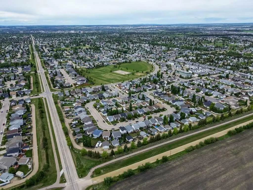 58 Drummond Close Red Deer AB T4R 3E2