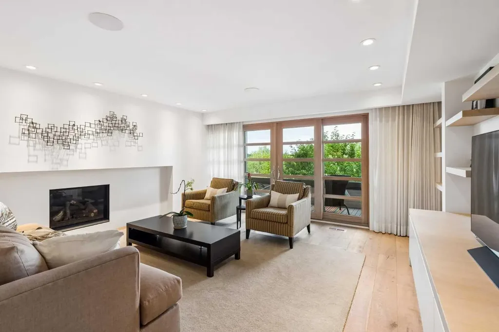 3830 1a Street SW Calgary AB T2S 1R5