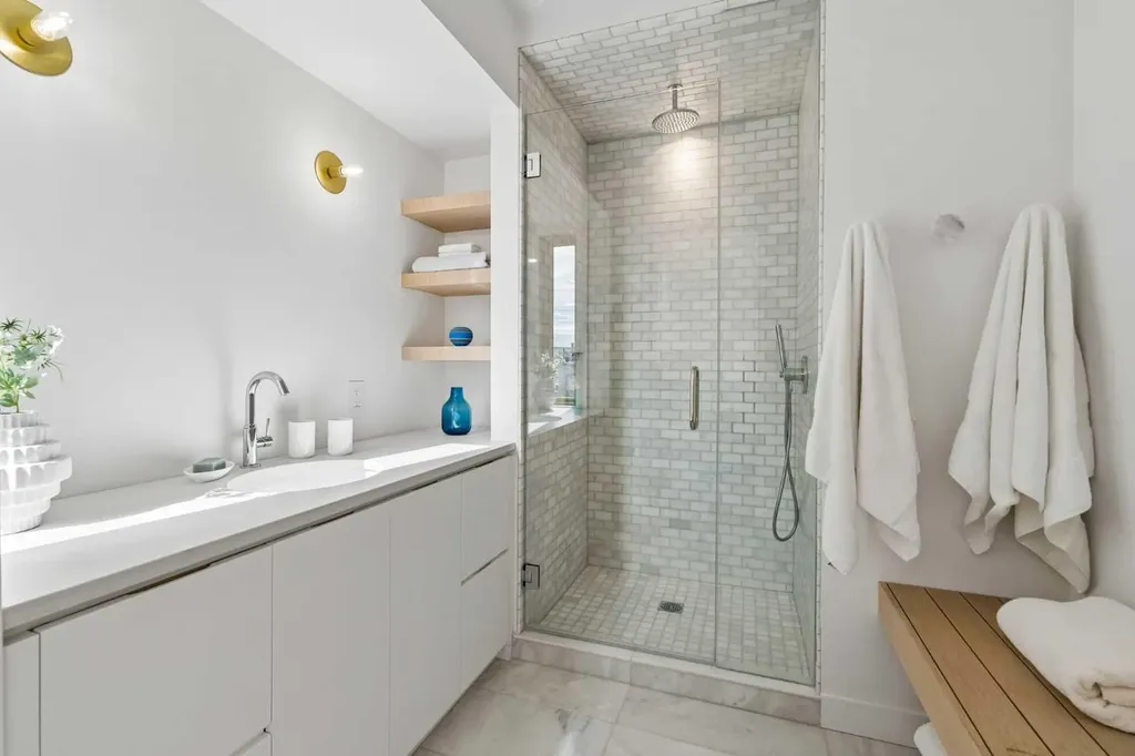 3830 1a Street SW Calgary AB T2S 1R5