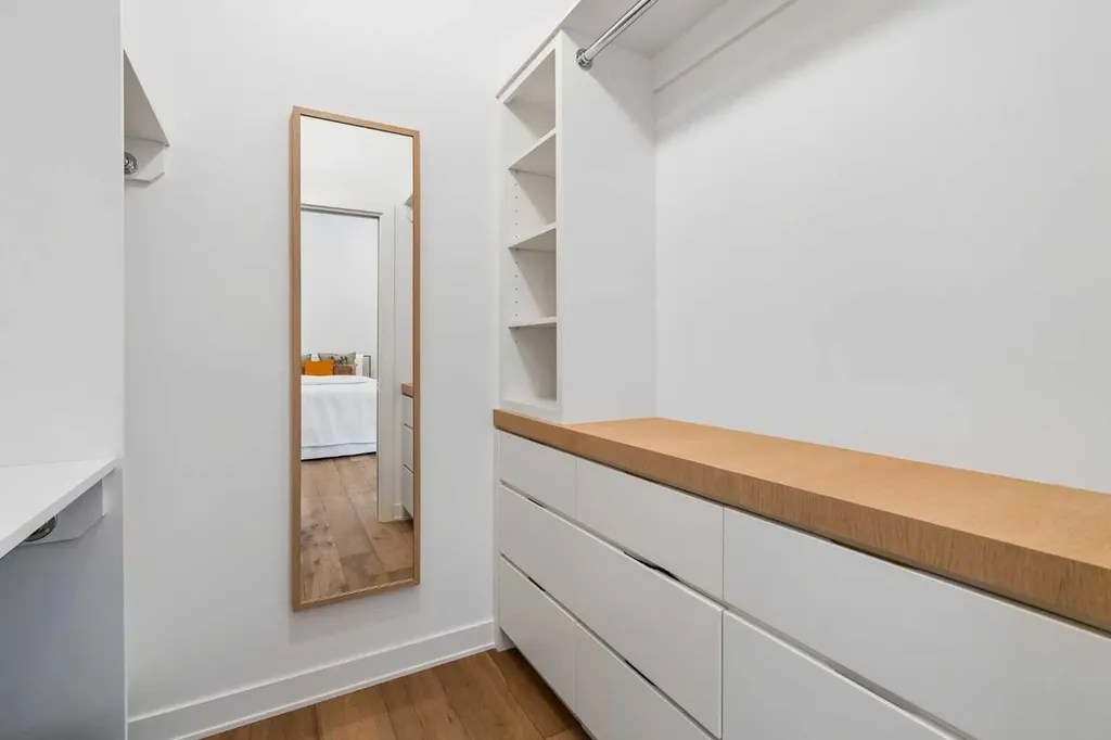 3830 1a Street SW Calgary AB T2S 1R5