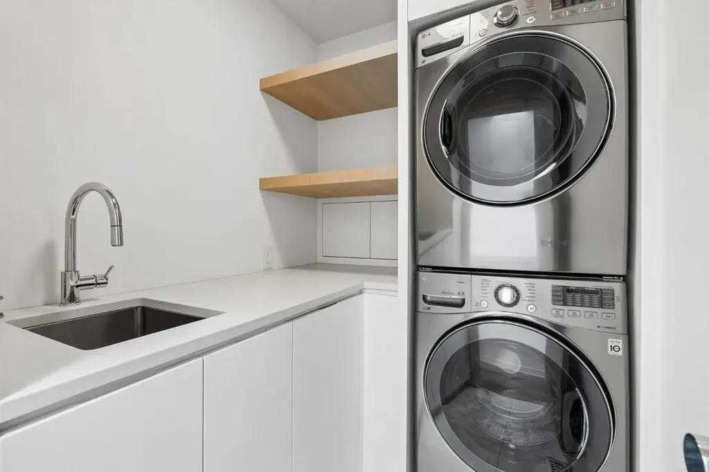 3830 1a Street SW Calgary AB T2S 1R5