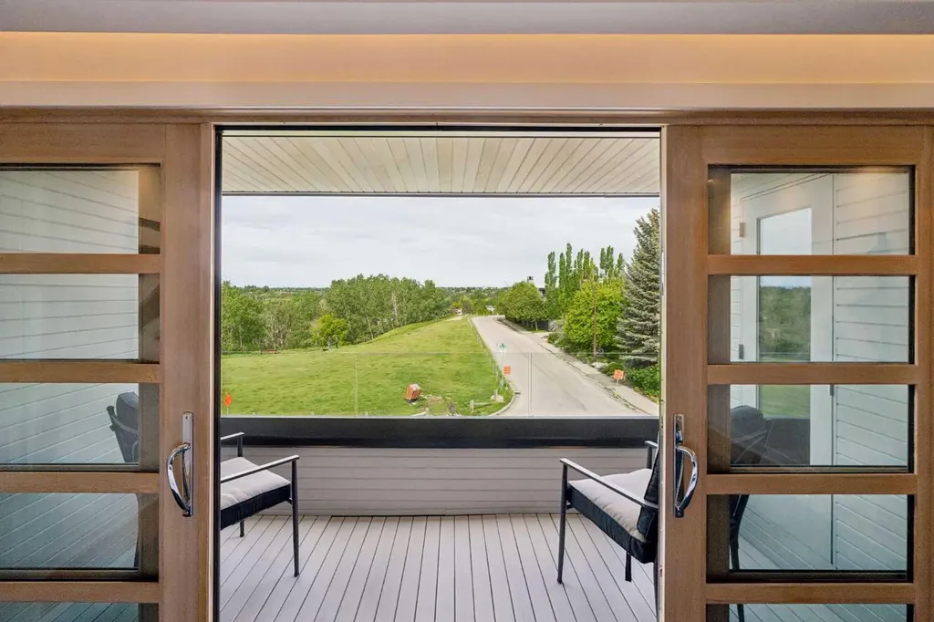 3830 1a Street SW Calgary AB T2S 1R5