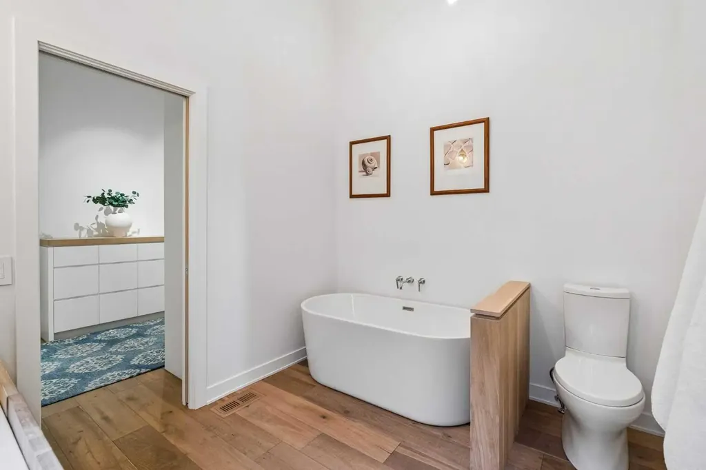 3830 1a Street SW Calgary AB T2S 1R5
