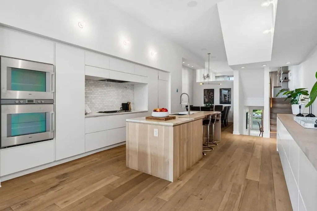 3830 1a Street SW Calgary AB T2S 1R5