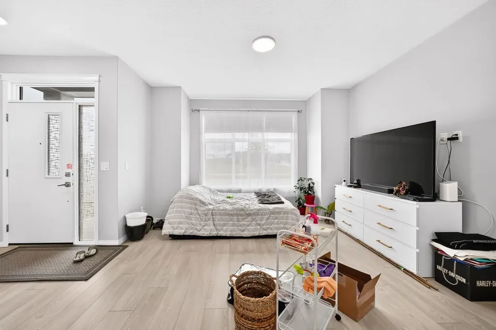 256 Belmont Boulevard SW Calgary AB T2X4W6