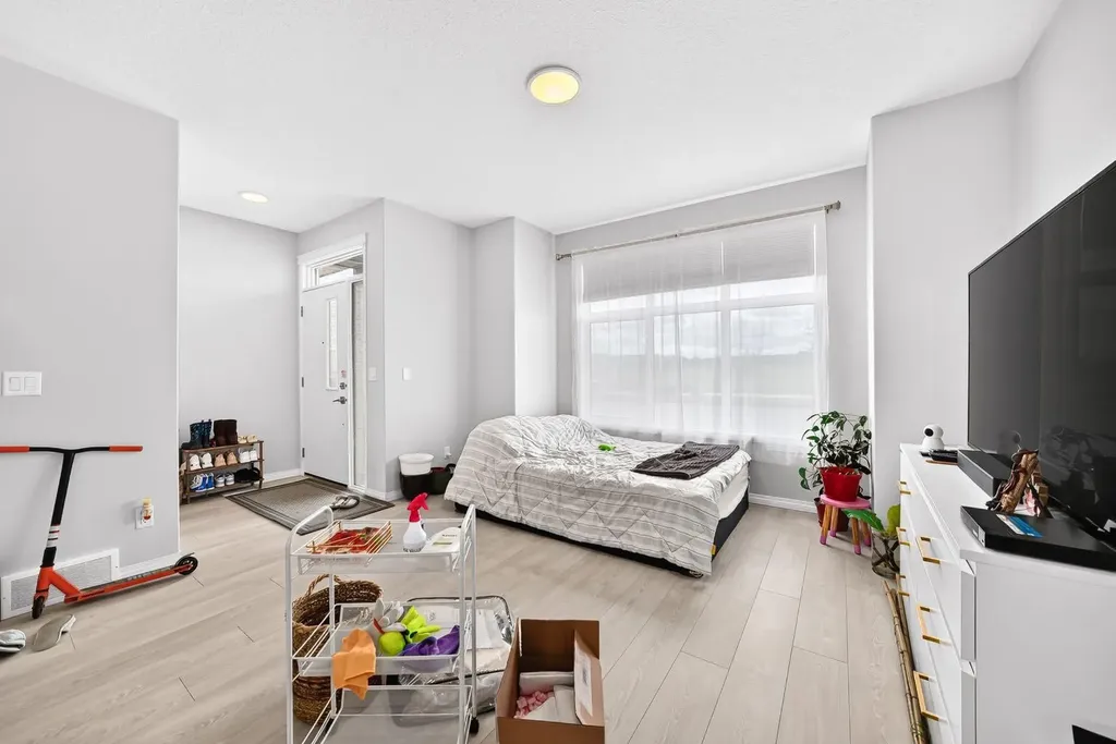 256 Belmont Boulevard SW Calgary AB T2X4W6