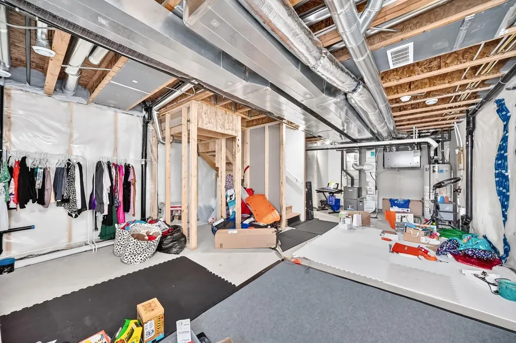 256 Belmont Boulevard SW Calgary AB T2X4W6