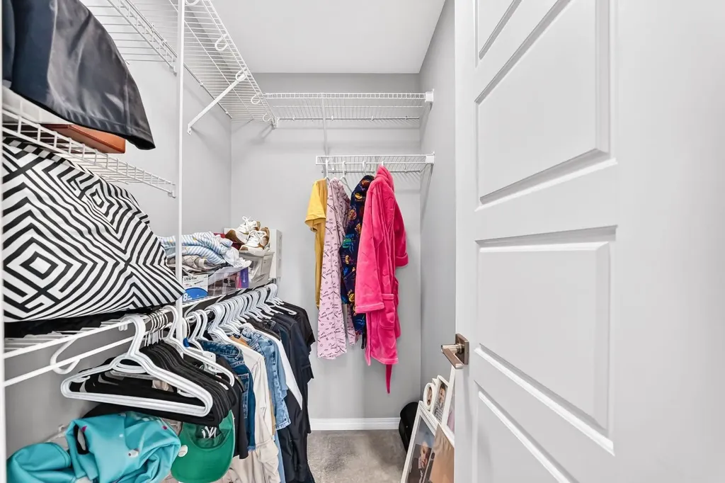 256 Belmont Boulevard SW Calgary AB T2X4W6
