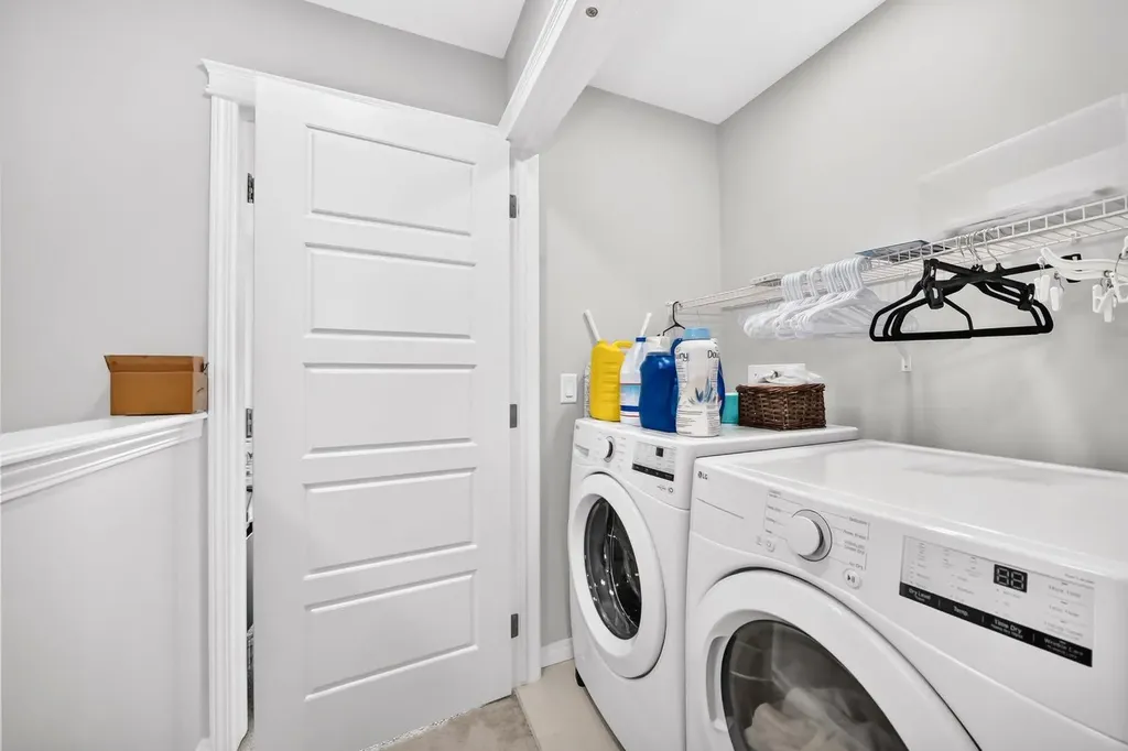 256 Belmont Boulevard SW Calgary AB T2X4W6
