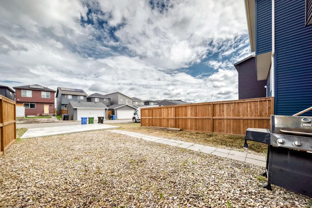 256 Belmont Boulevard SW Calgary AB T2X4W6