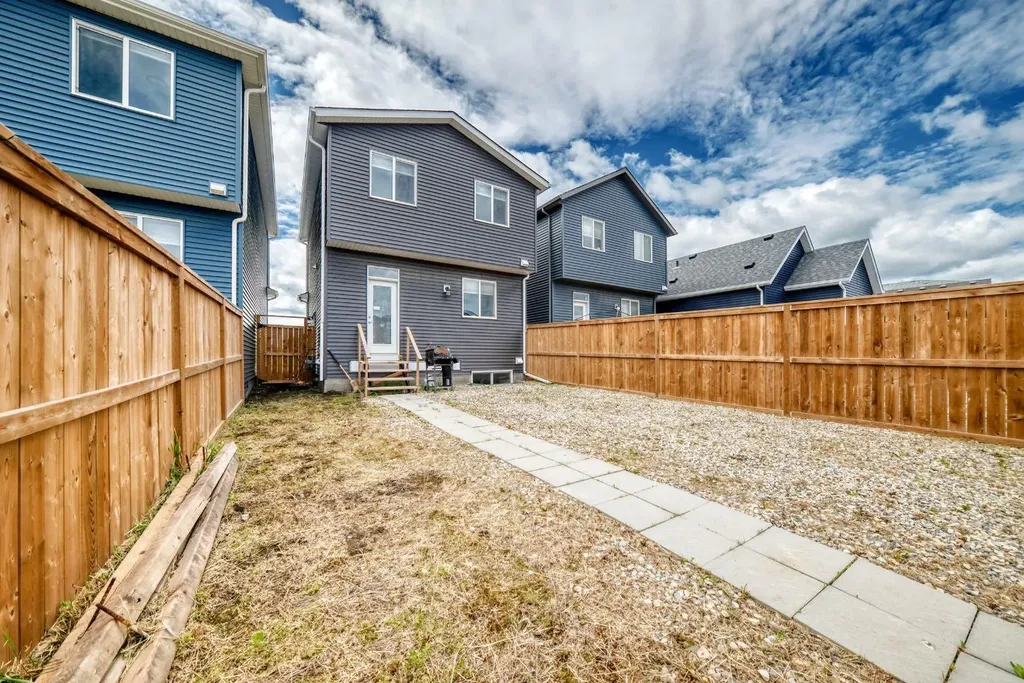 256 Belmont Boulevard SW Calgary AB T2X4W6