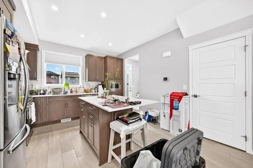 256 Belmont Boulevard SW Calgary AB T2X4W6