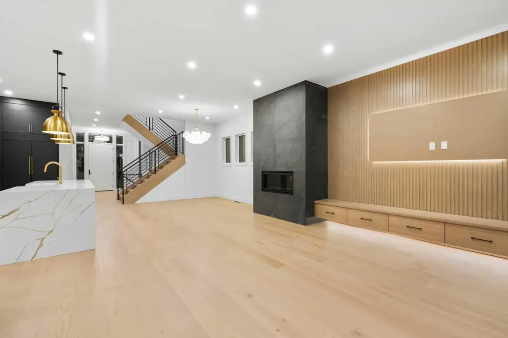 630 27 Avenue NE Calgary AB T2E 2A6