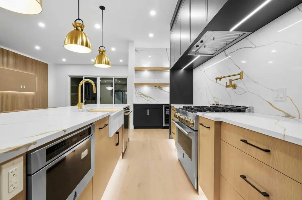 630 27 Avenue NE Calgary AB T2E 2A6
