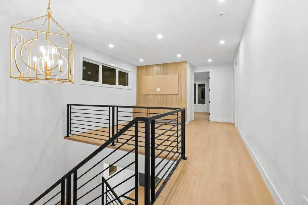 630 27 Avenue NE Calgary AB T2E 2A6
