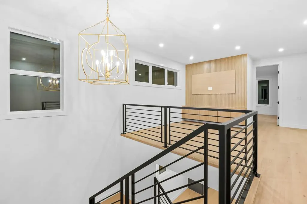 630 27 Avenue NE Calgary AB T2E 2A6
