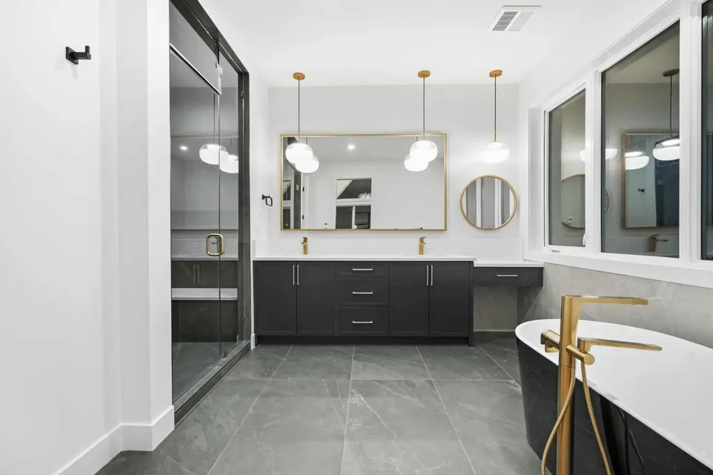 630 27 Avenue NE Calgary AB T2E 2A6