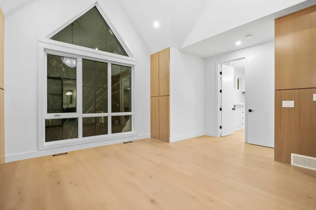 630 27 Avenue NE Calgary AB T2E 2A6