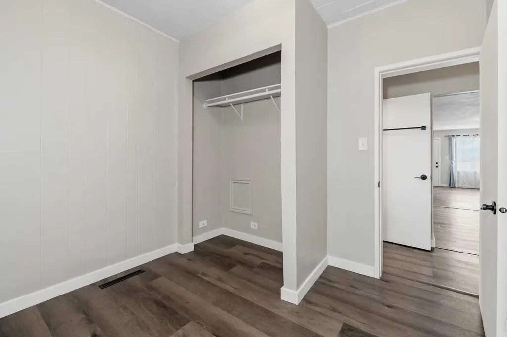3807 1 Street NE Calgary AB T2E 3E1