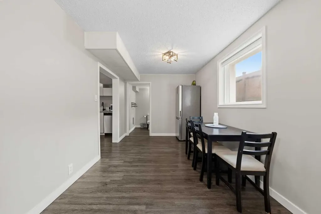3807 1 Street NE Calgary AB T2E 3E1