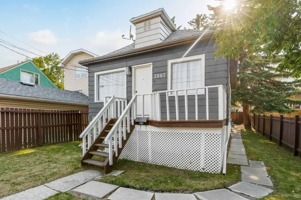 3807 1 Street NE Calgary AB T2E 3E1