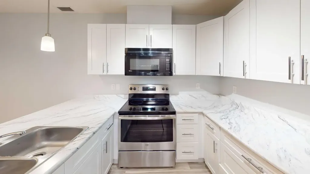 10101 101 Avenue Grande Prairie AB T8V0Y4