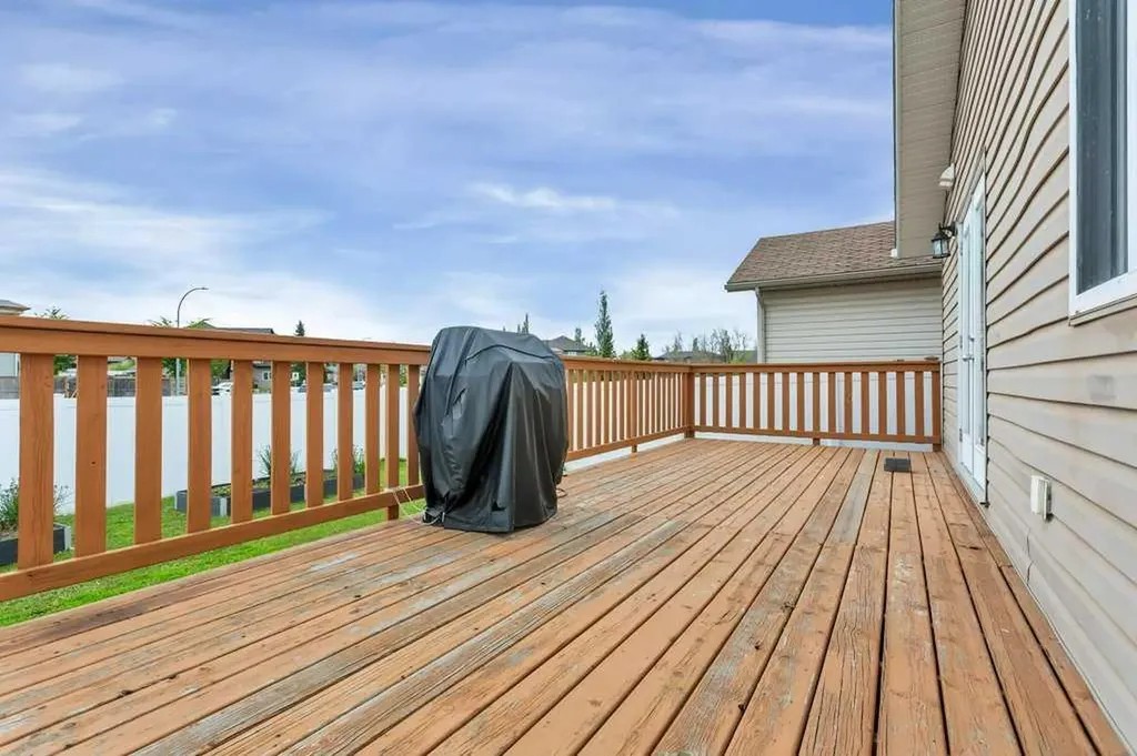 12 Oswald Close Red Deer AB T4P 0C1