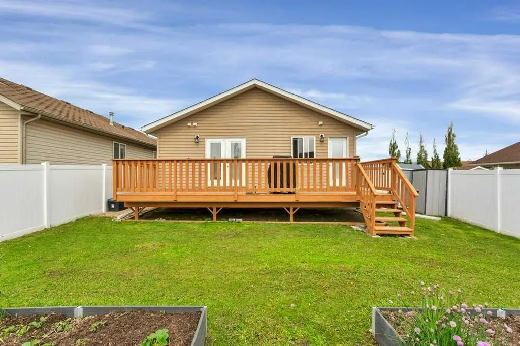 12 Oswald Close Red Deer AB T4P 0C1