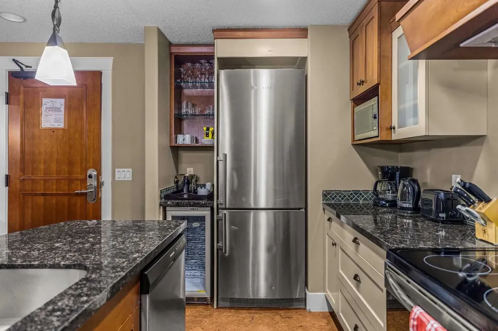 187 Kananaskis Way Canmore AB T1W 0A3