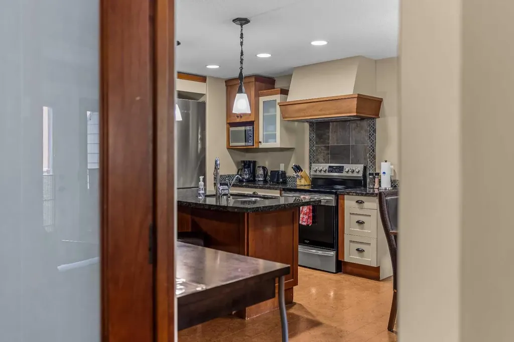 187 Kananaskis Way Canmore AB T1W 0A3