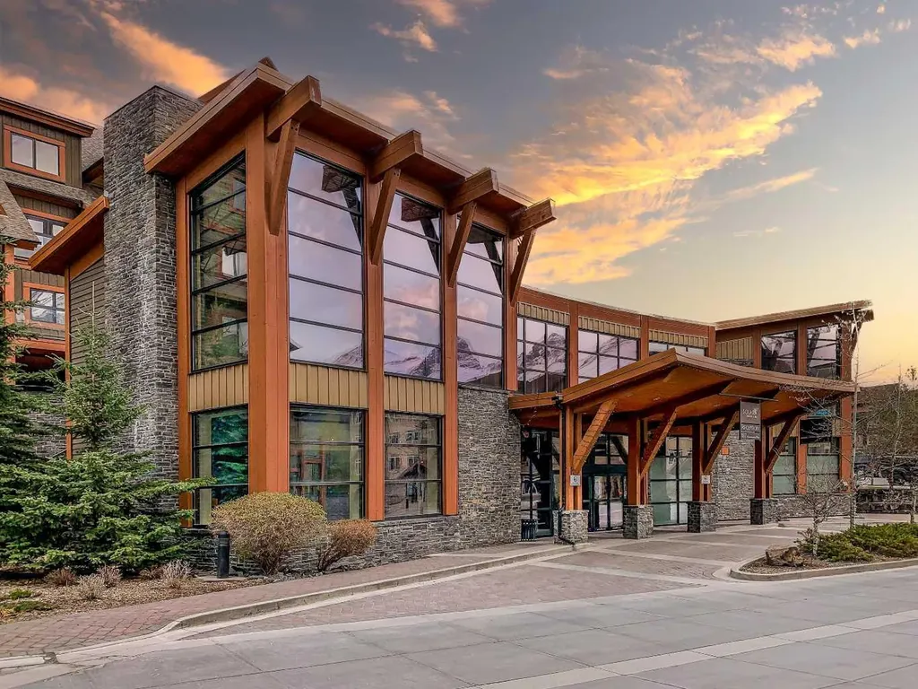 187 Kananaskis Way Canmore AB T1W 0A3
